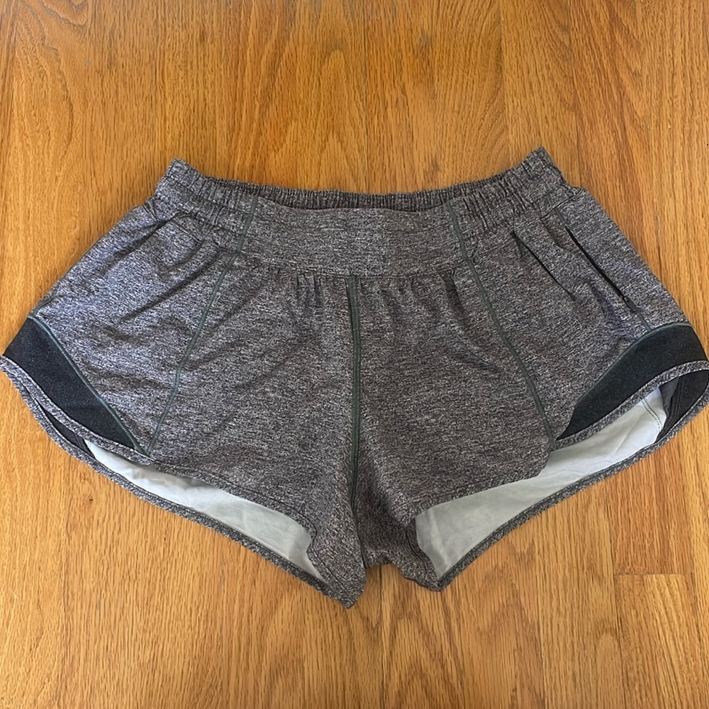 Lululemon Hotty Hot shorts